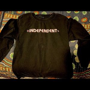 Independent brand long sleeve T shirt. Youth Med.